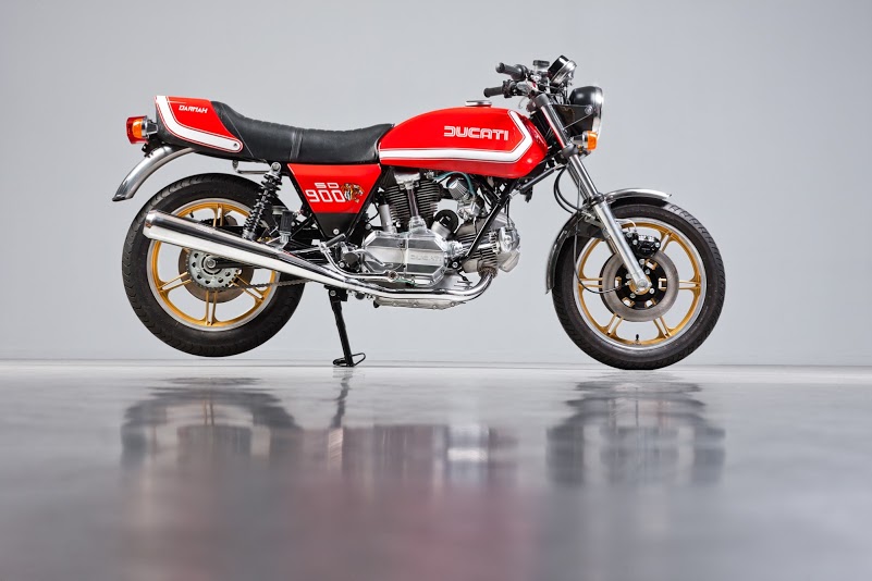 Ducati 900 Sport Desmo Darmah