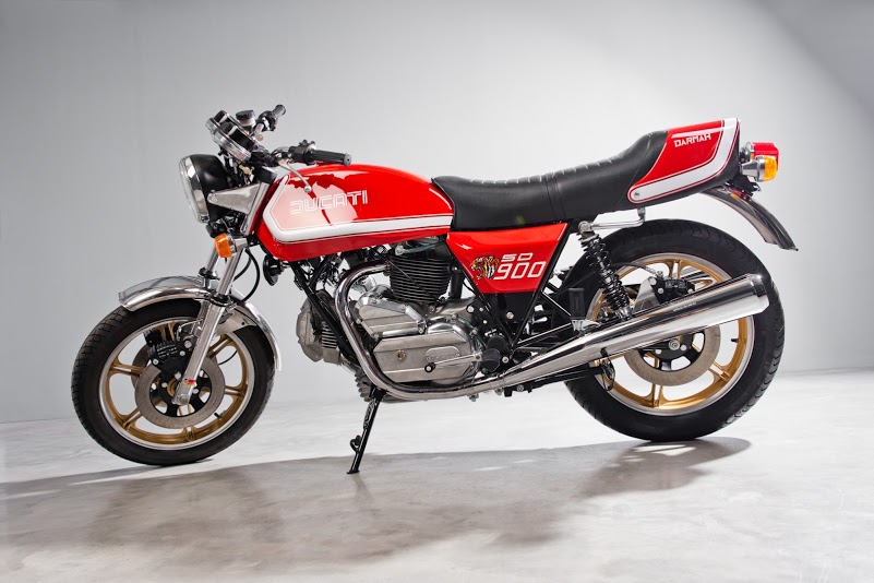 Ducati 900 Sport Desmo Darmah