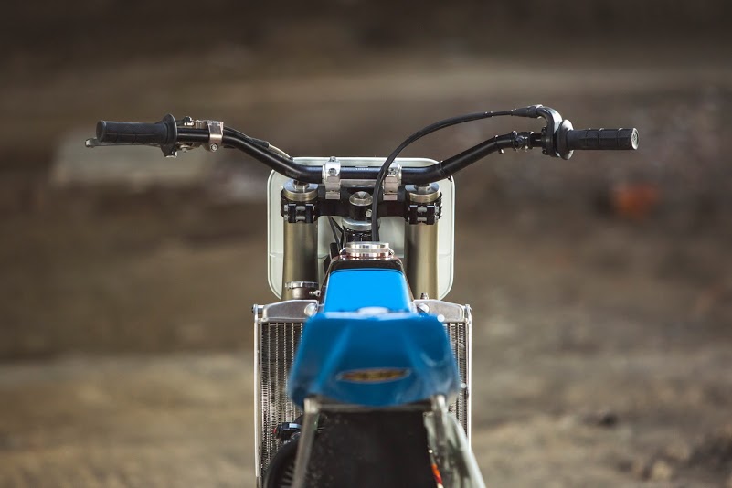 Flat tracker độ bởi Lorenzo Buratti